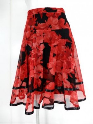【sk877】社交ダンスミディアムロングスカート　裾テープ　裏付き　花柄レッド